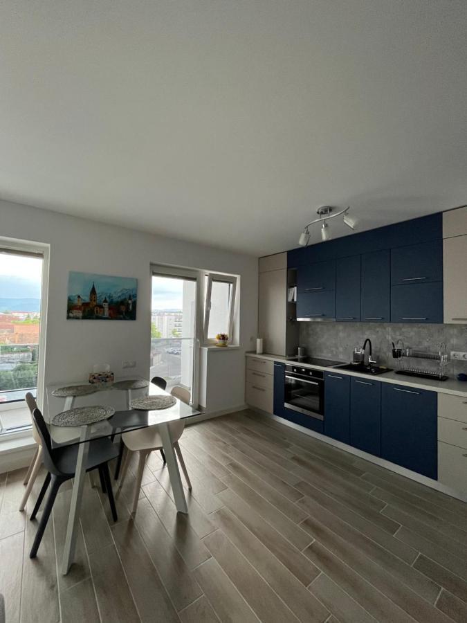 Azzurro Apartment Σίμπιου Εξωτερικό φωτογραφία